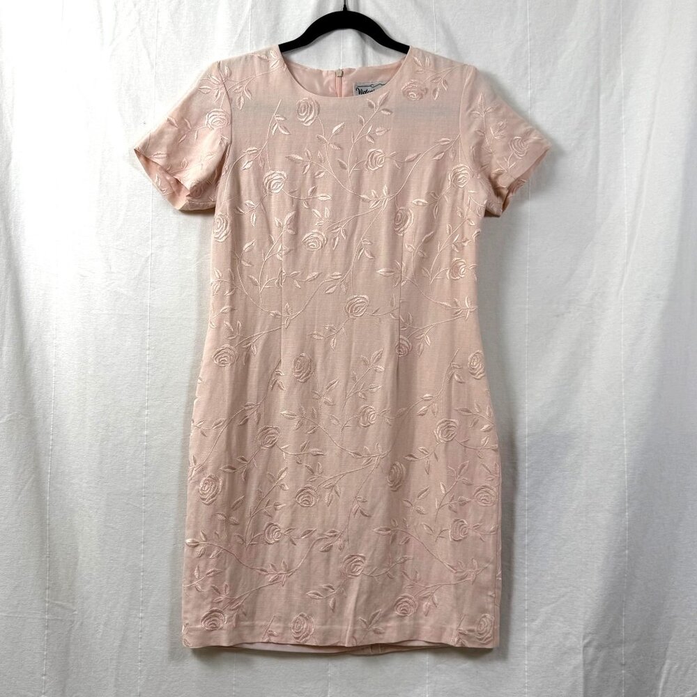 VTG Victoria Holley Dress Womens Sz 4 Petite Pink Embroidered Floral SS Sheath